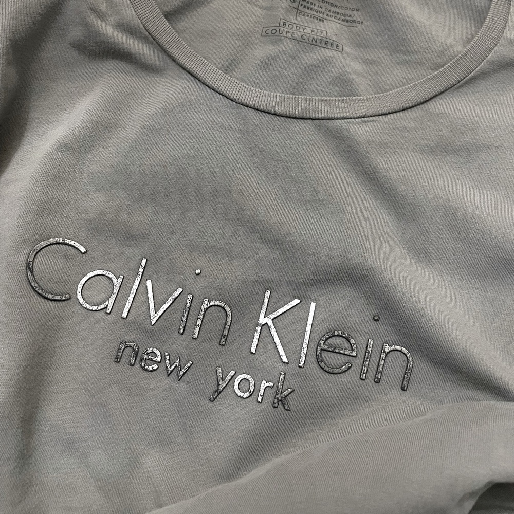 Calvin Klein logo MENS XL gray short sleeve T-shirt